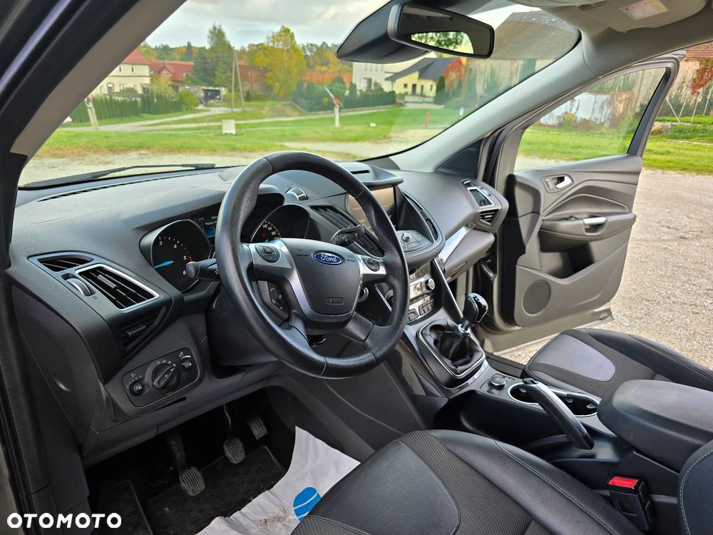 Ford Kuga 2.0 TDCi 4x4 Titanium - 12