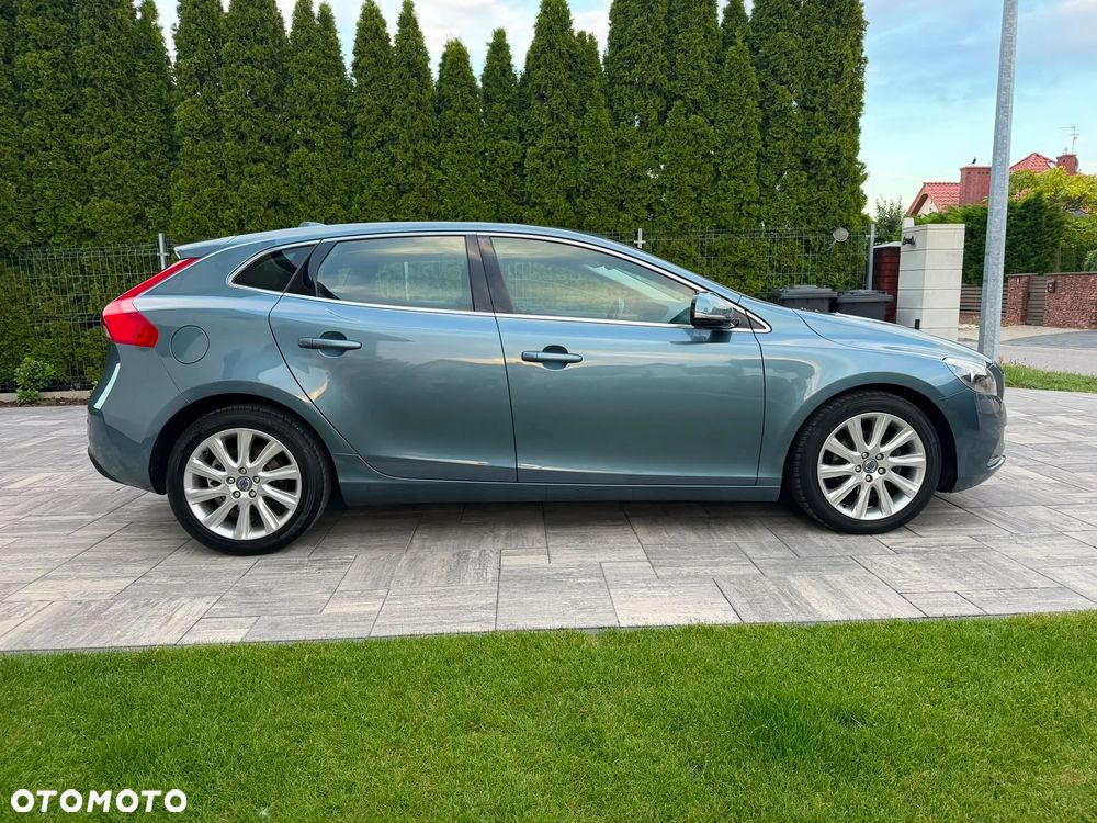 Volvo V40 D2 Summum - 4