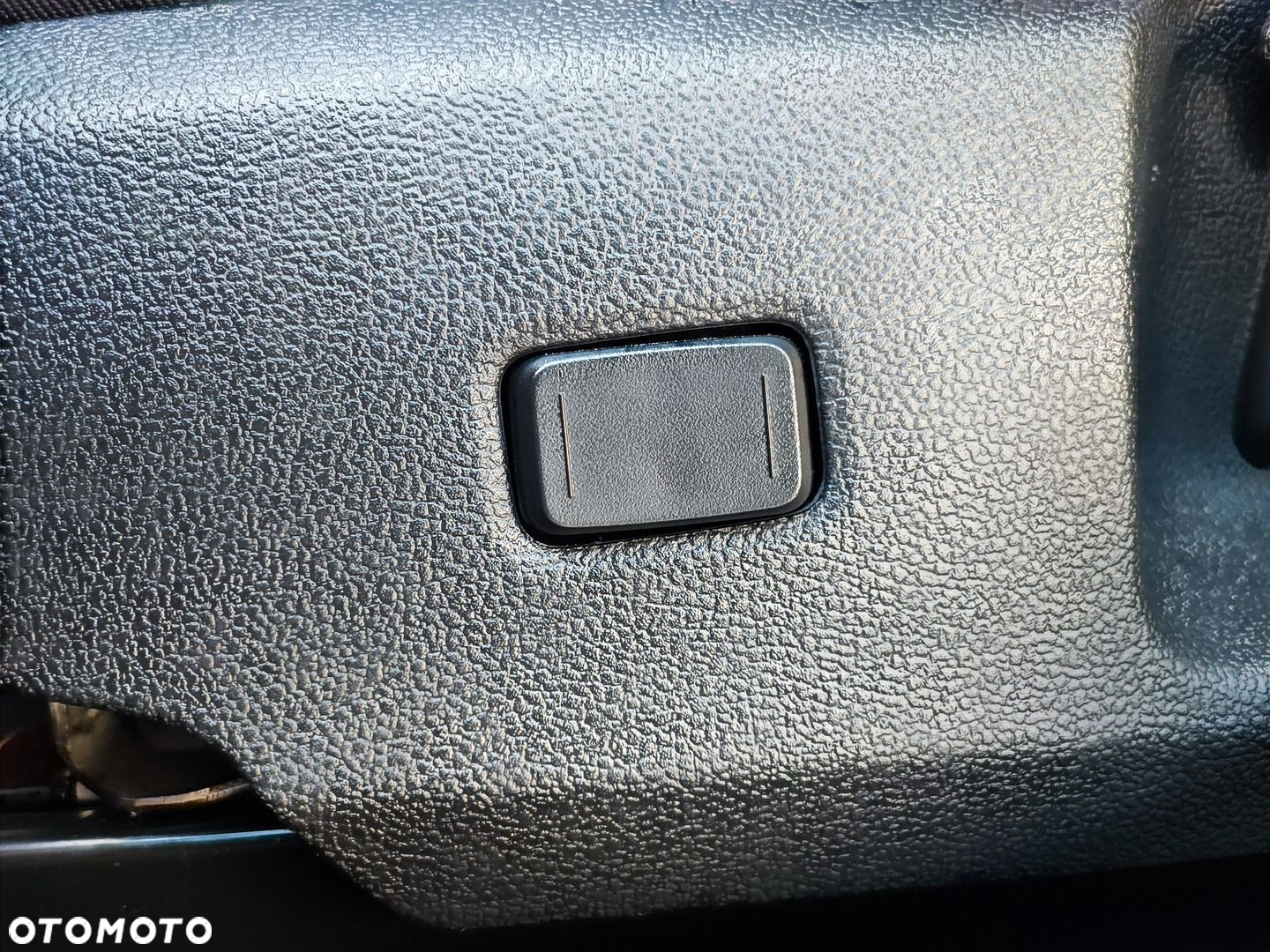 Toyota Corolla - 22