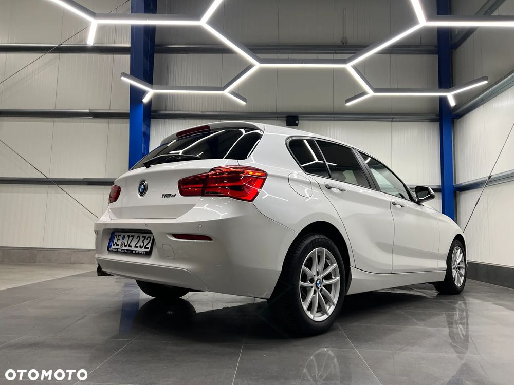 BMW Seria 1 - 17