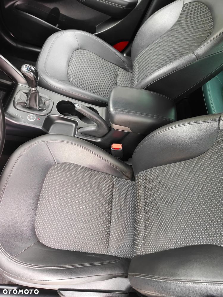 Hyundai ix35 2.0 4WD Comfort - 10