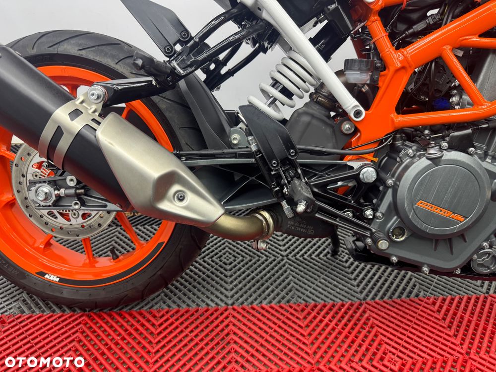 KTM Duke - 30
