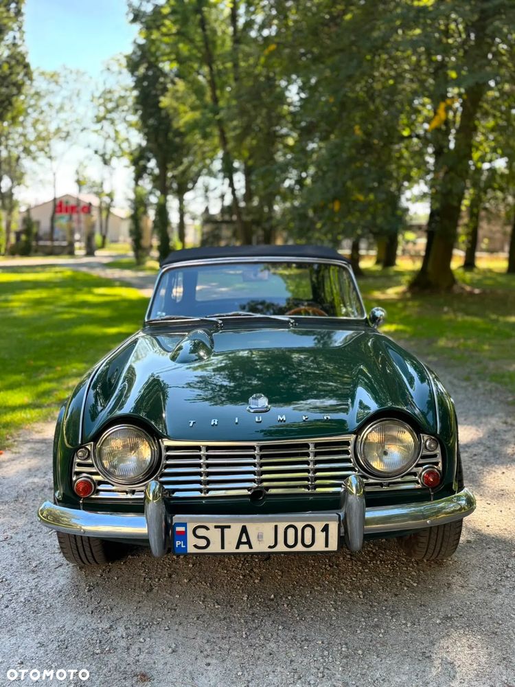 Triumph TR4 - 3
