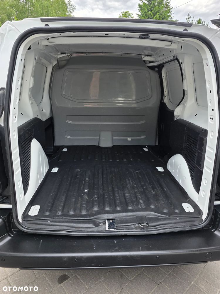 Peugeot Partner - 12