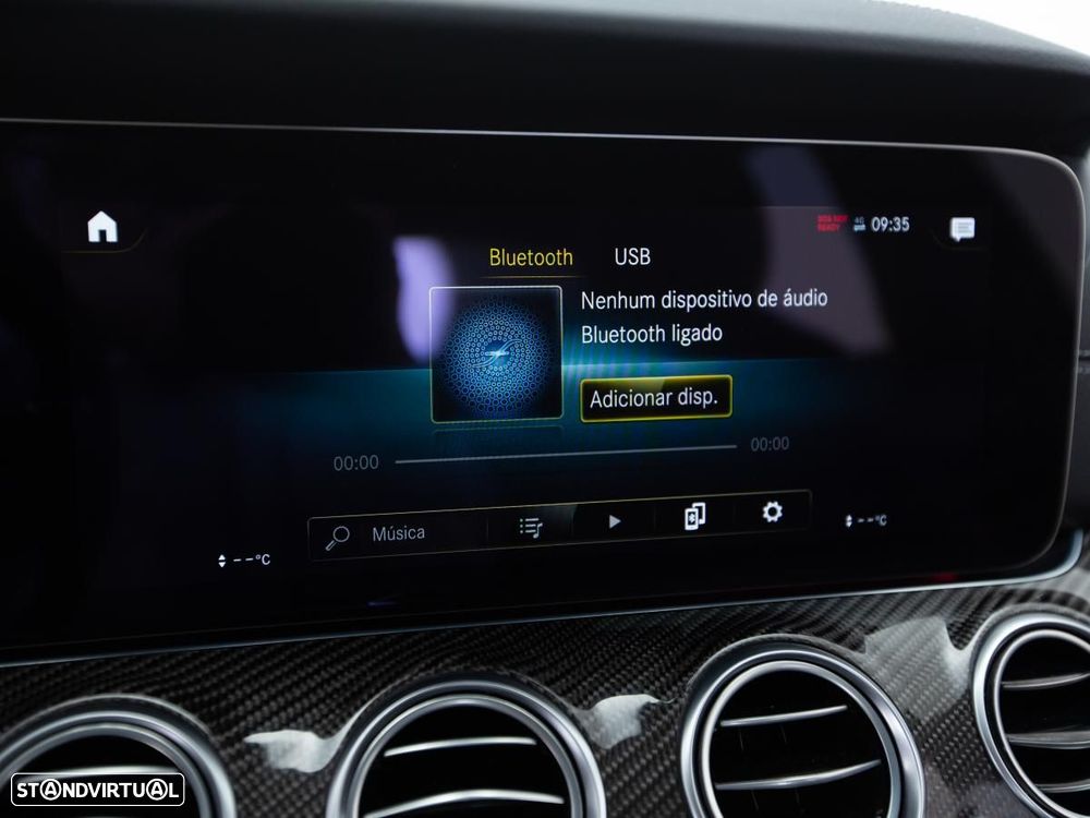 Mercedes-Benz E 300 de 4Matic 9G-TRONIC AMG Line — fotografia 31