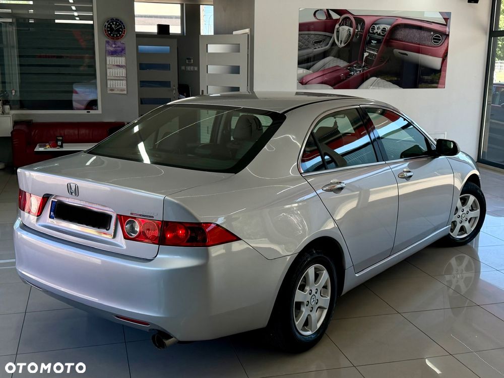Honda Accord 2.0 Comfort - 13