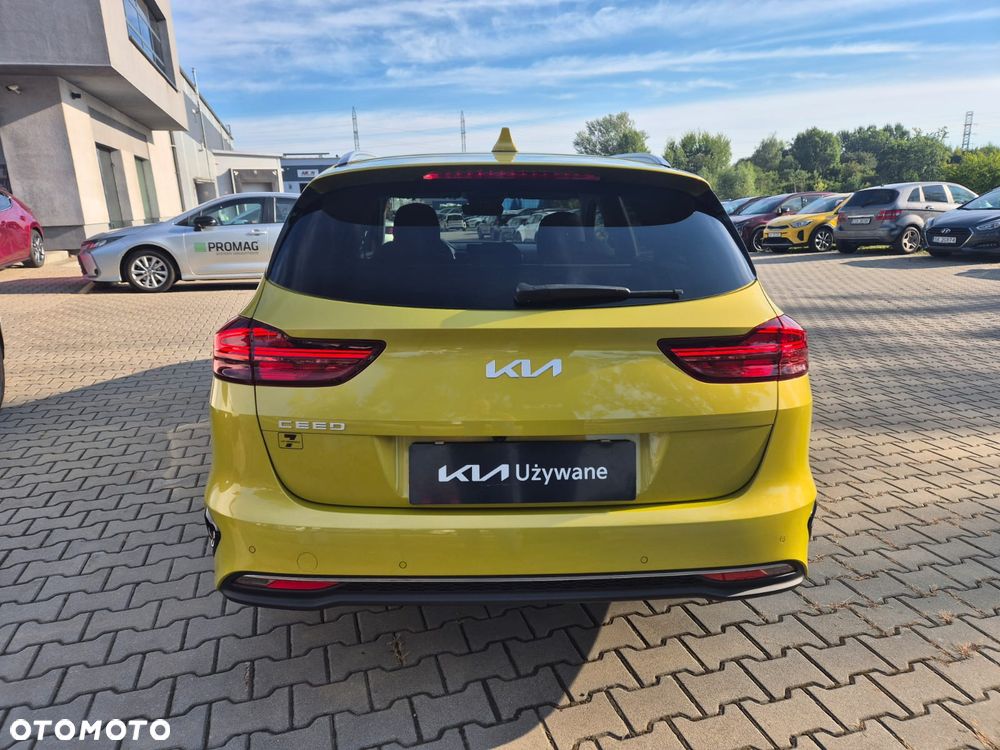 Kia Ceed 1.5 T-GDI M - 8