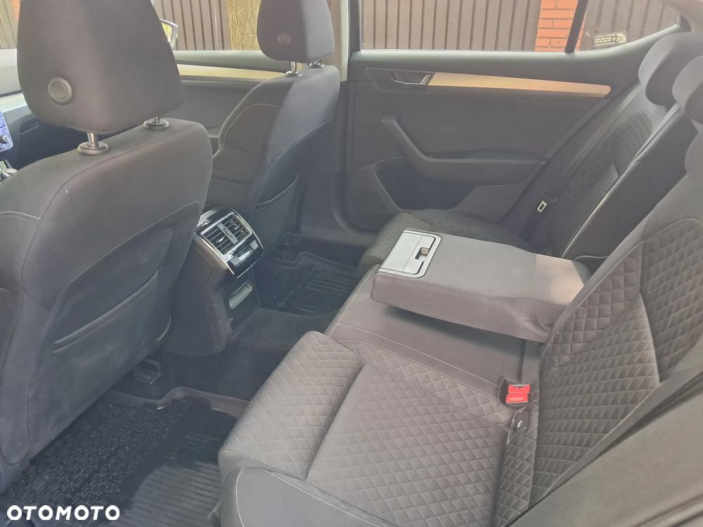 Skoda Superb 1.5 TSI Ambition - 21