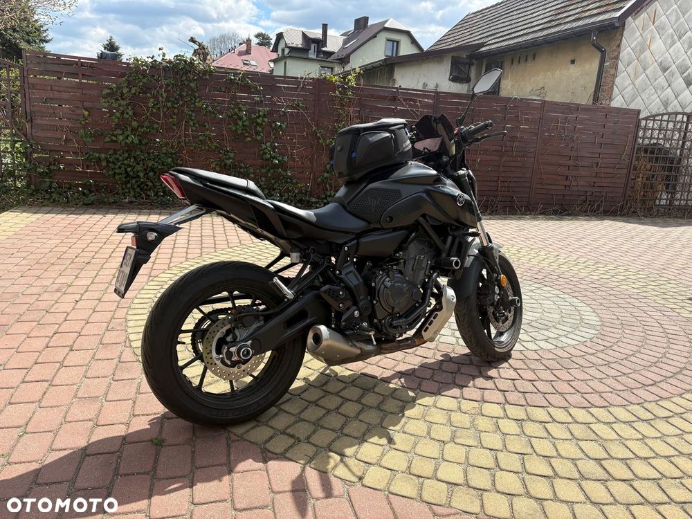 Yamaha MT - 4