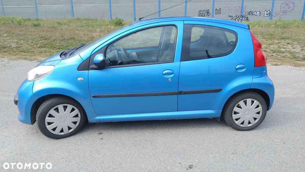 Peugeot 107 - 4