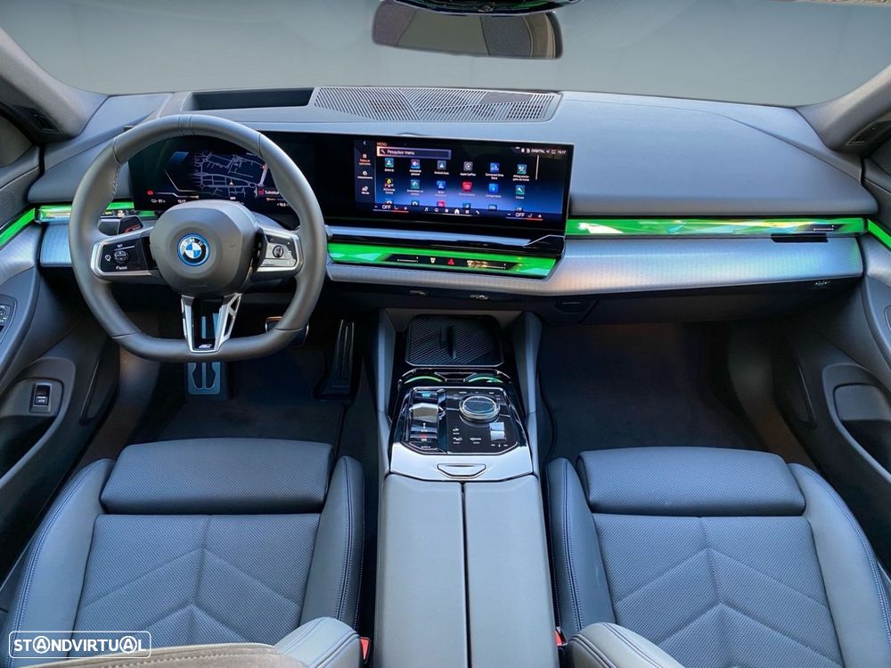 BMW i5 eDrive40 - 4