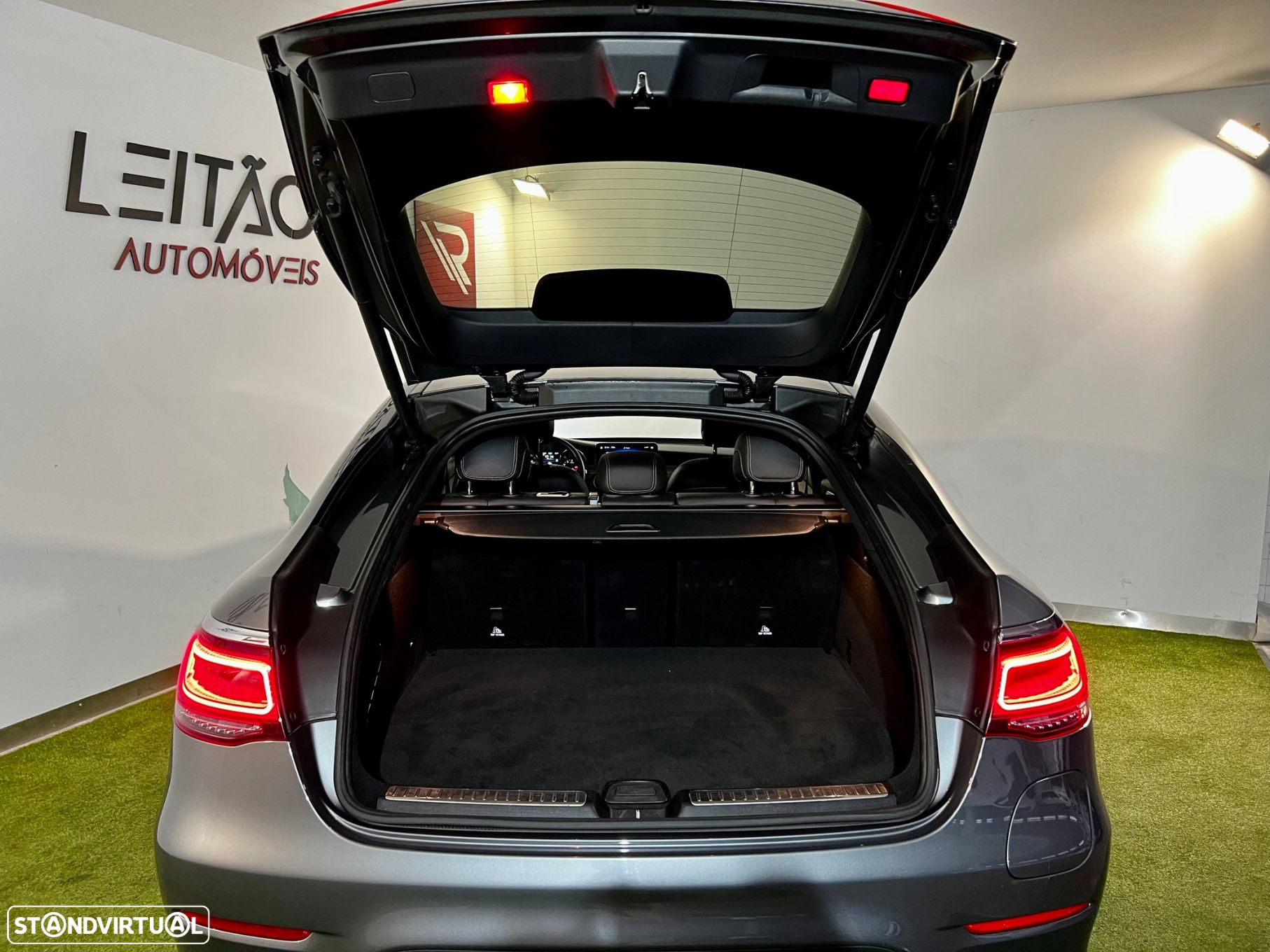 Mercedes-Benz GLC 300 e Coupé 4Matic - 14