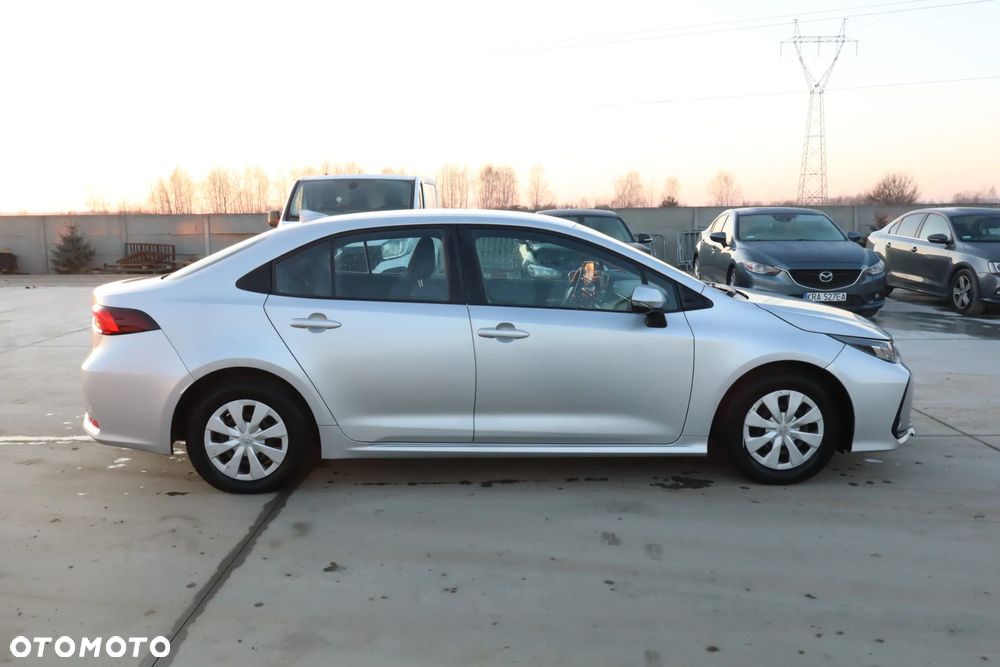 Toyota Corolla 1.6 Active - 4