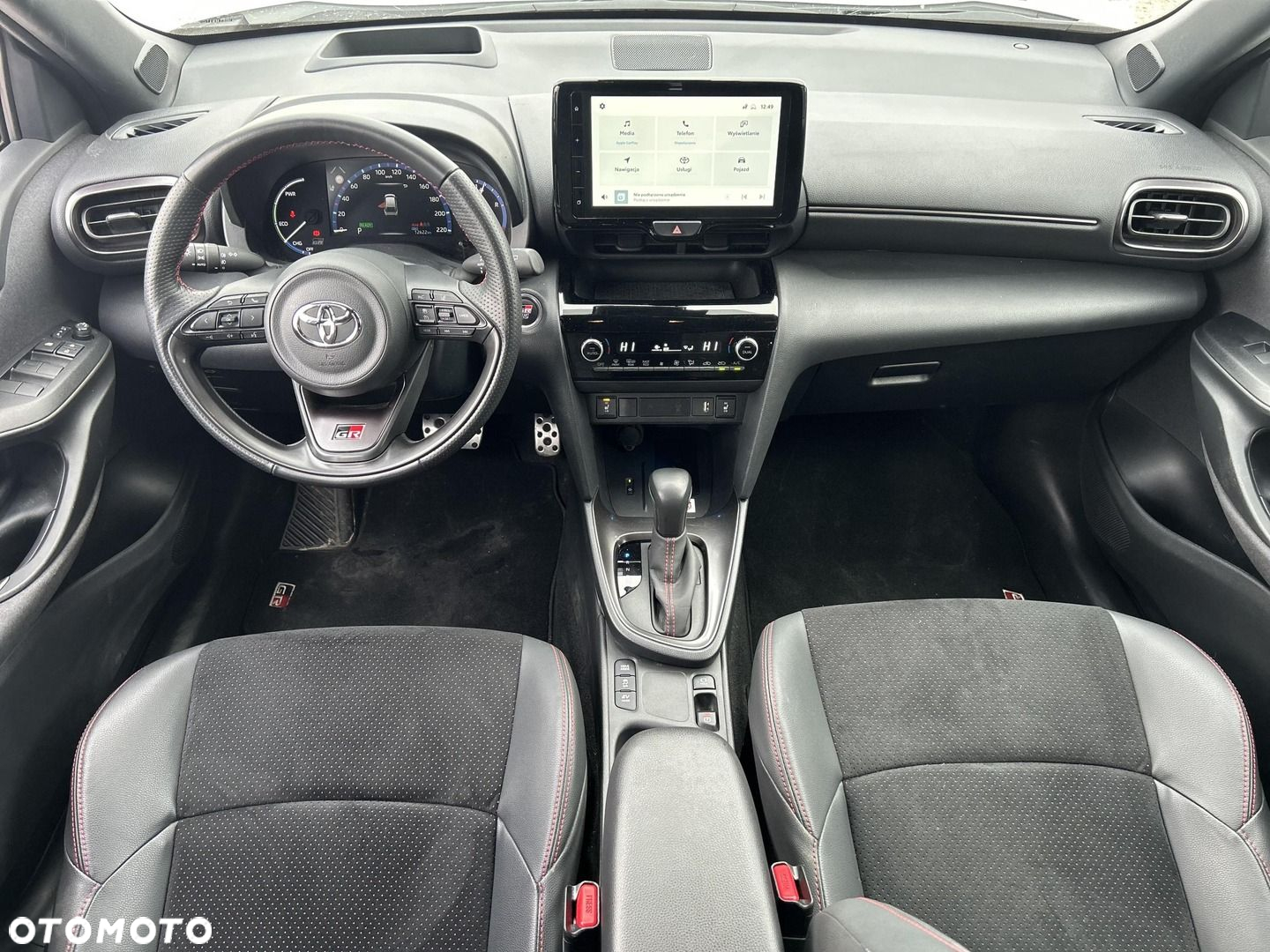Toyota Yaris Cross - 16