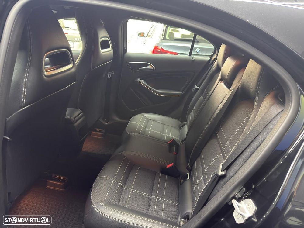 Mercedes-Benz A 180 d Progressive - 38