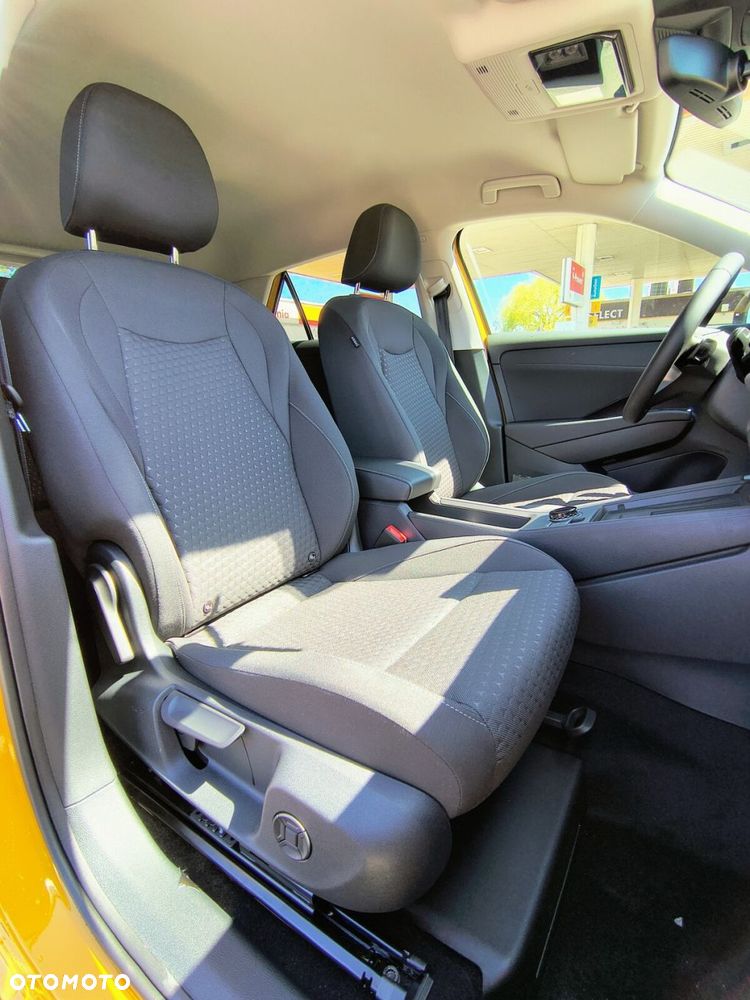 Volkswagen T-Roc 1.5 eTSI Life DSG - 12