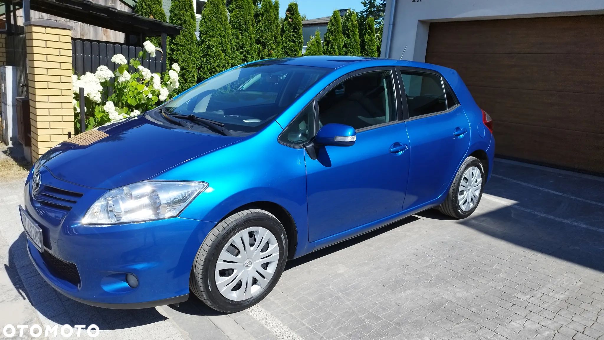 Toyota Auris 1.33 Dual-VVT-i Cool - 1