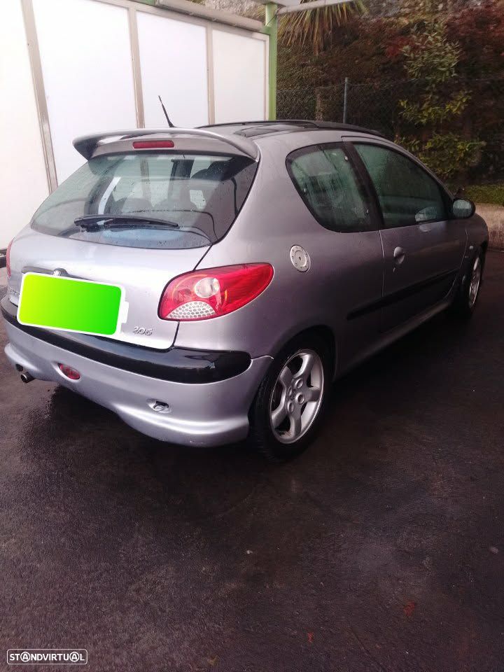 Peugeot 206 1.6 GTi - 1