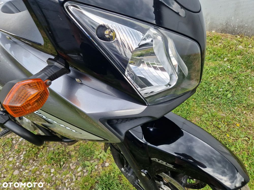 Suzuki V-STROM - 12
