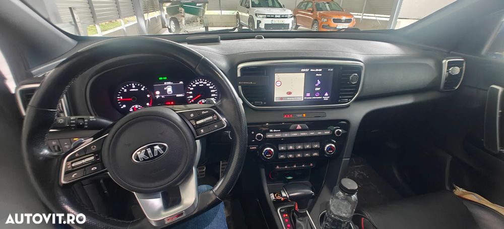 Kia Sportage 2.0 DSL 8AT HP 4x4 GT Line - 9