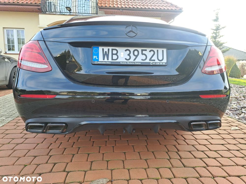 Mercedes-Benz Klasa E 200 d - 7