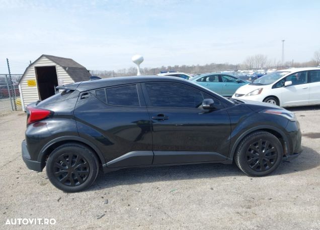 Toyota C-HR - 14