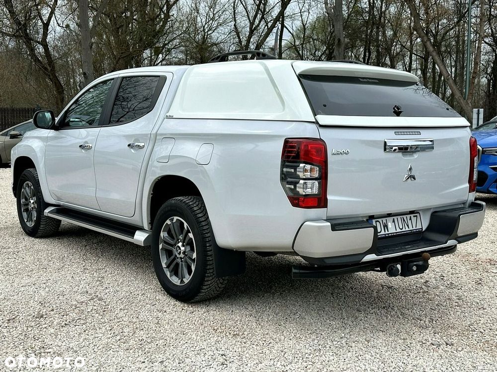 Mitsubishi L200 2.2 d DC Instyle Plus - 5
