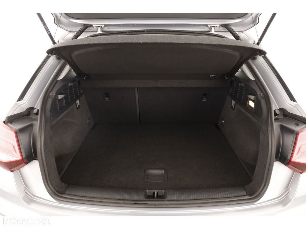 Audi Q2 30 TFSI Advanced - 36