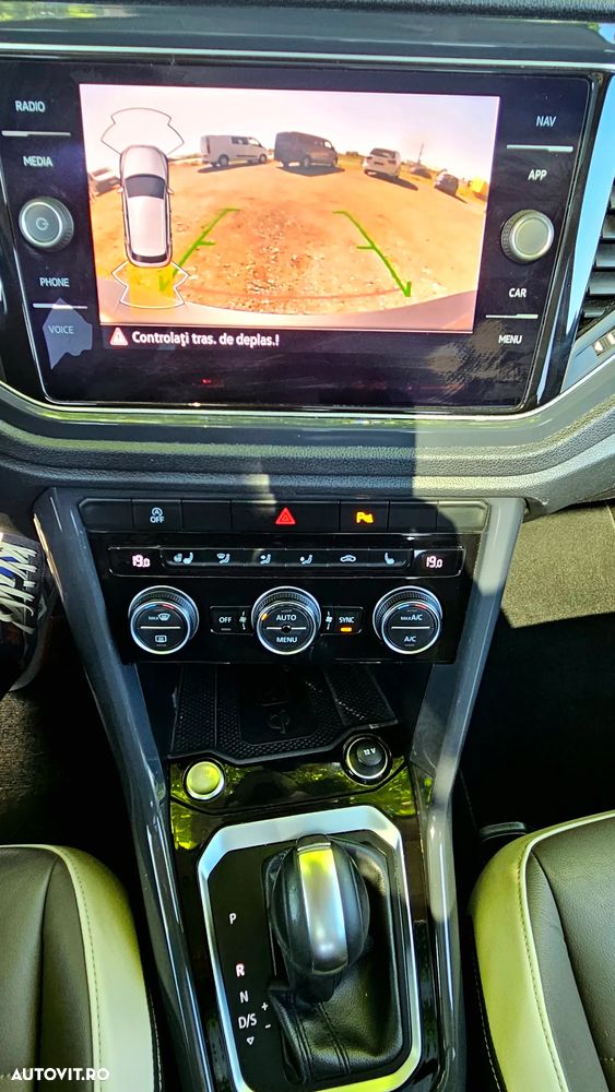 Volkswagen T-Roc - 6