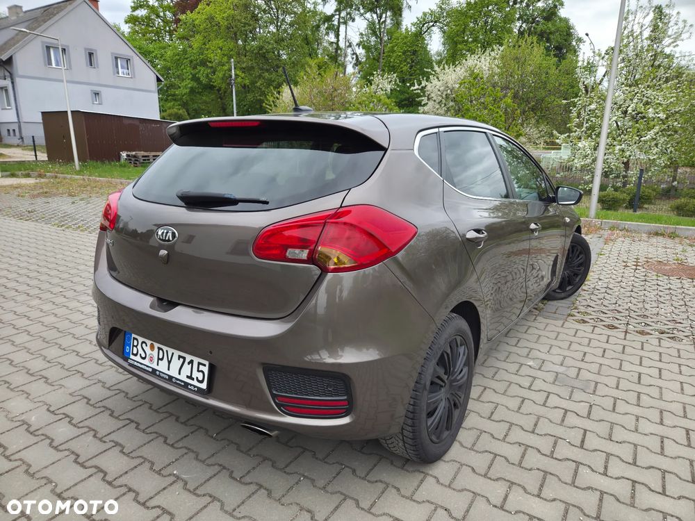 Kia Ceed - 5