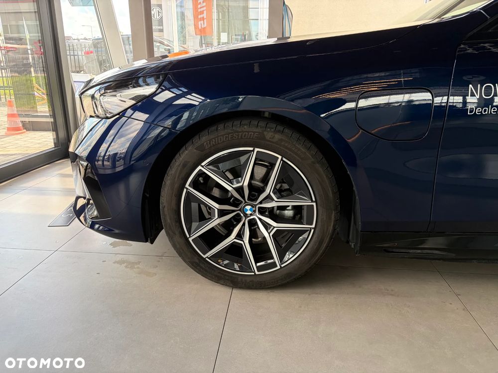BMW Seria 5 530e PHEV M Sport - 13