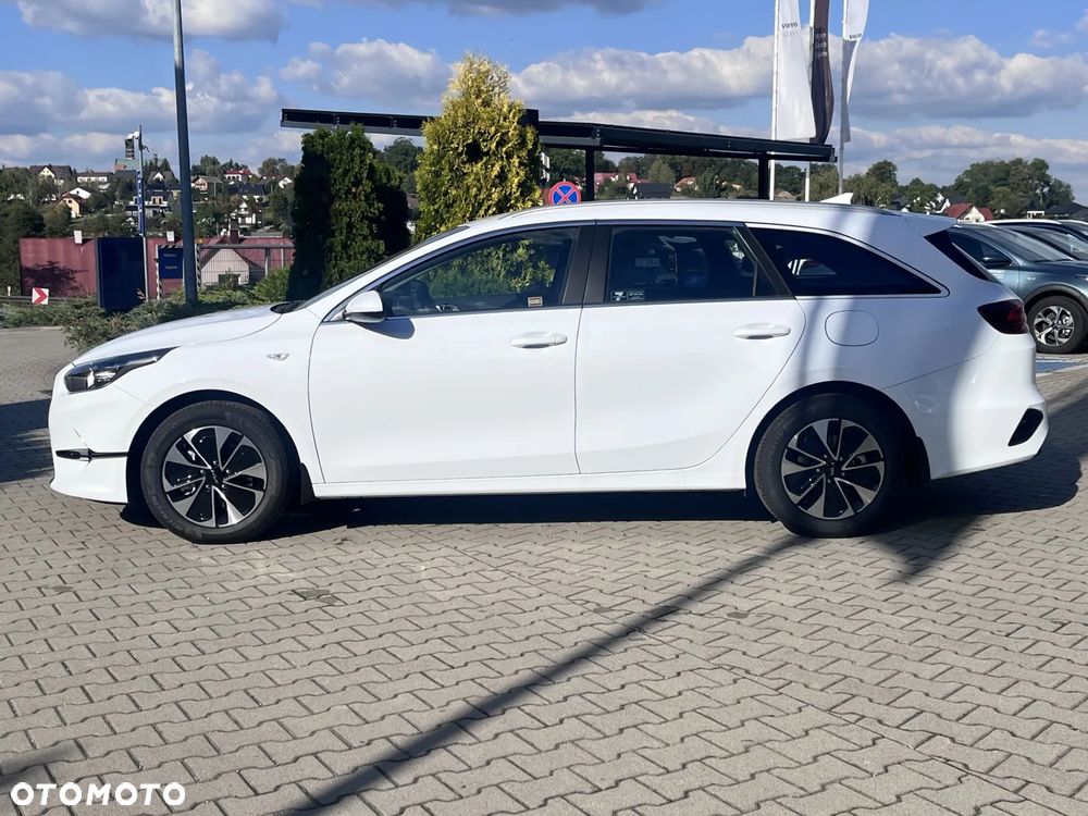 Kia Ceed 1.5 T-GDI M - 4