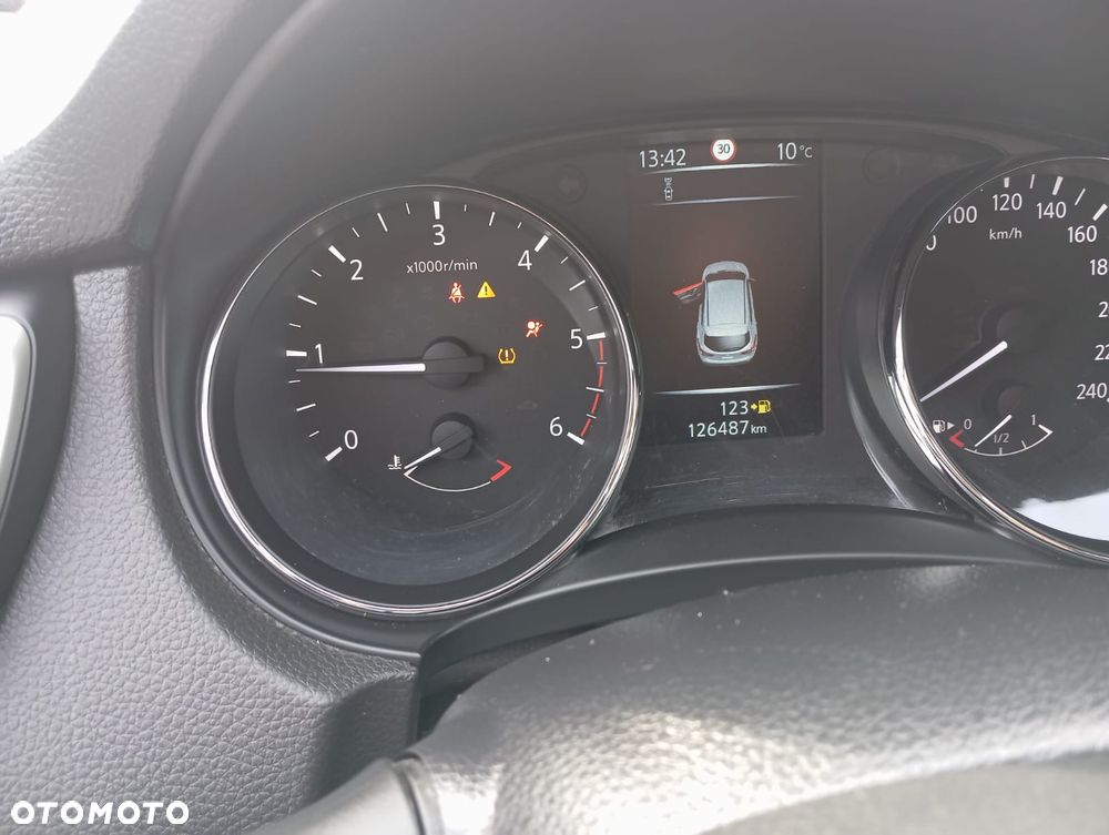 Nissan Qashqai - 13