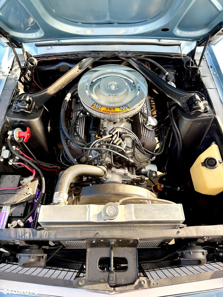 Ford Mustang - 30