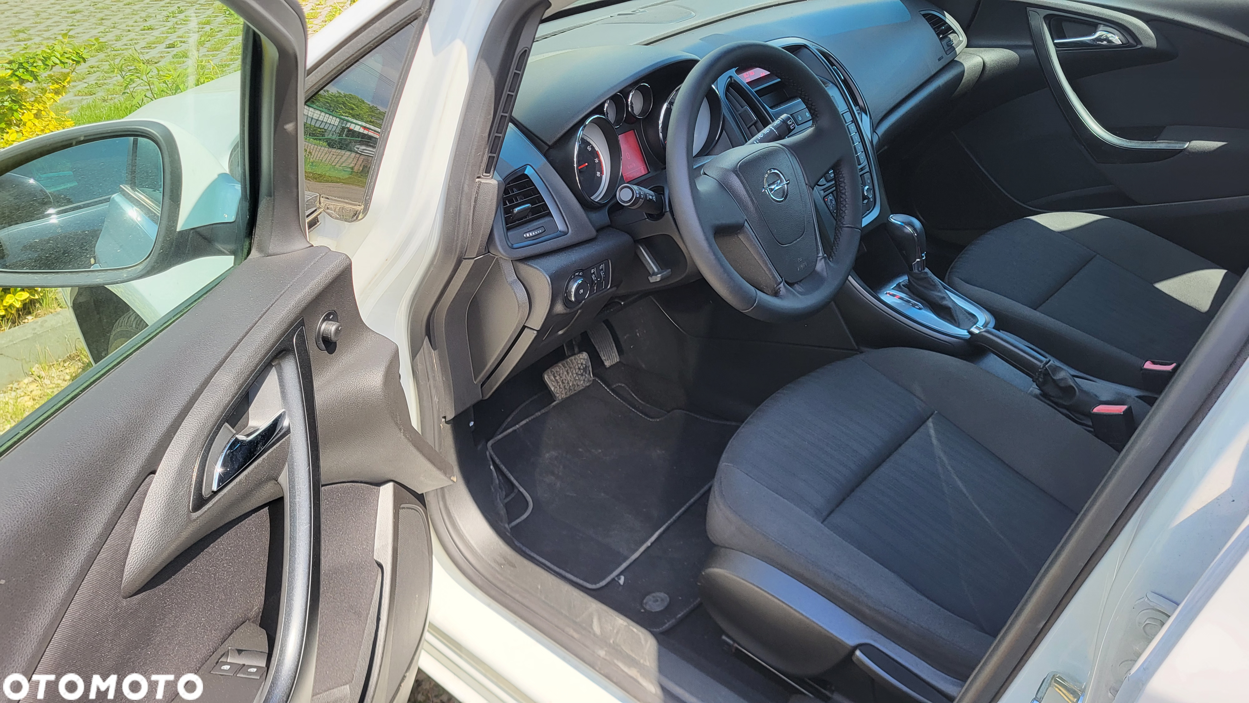 Opel Astra - 10
