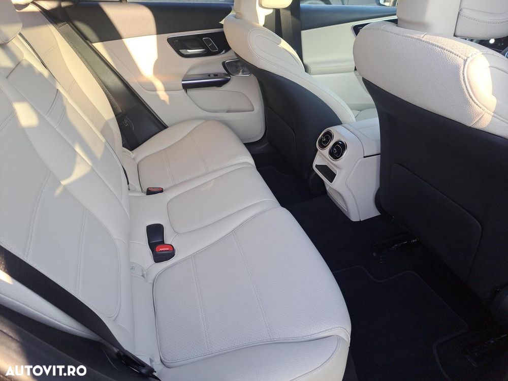 Mercedes-Benz GLC 220 d 4MATIC MHEV - 14