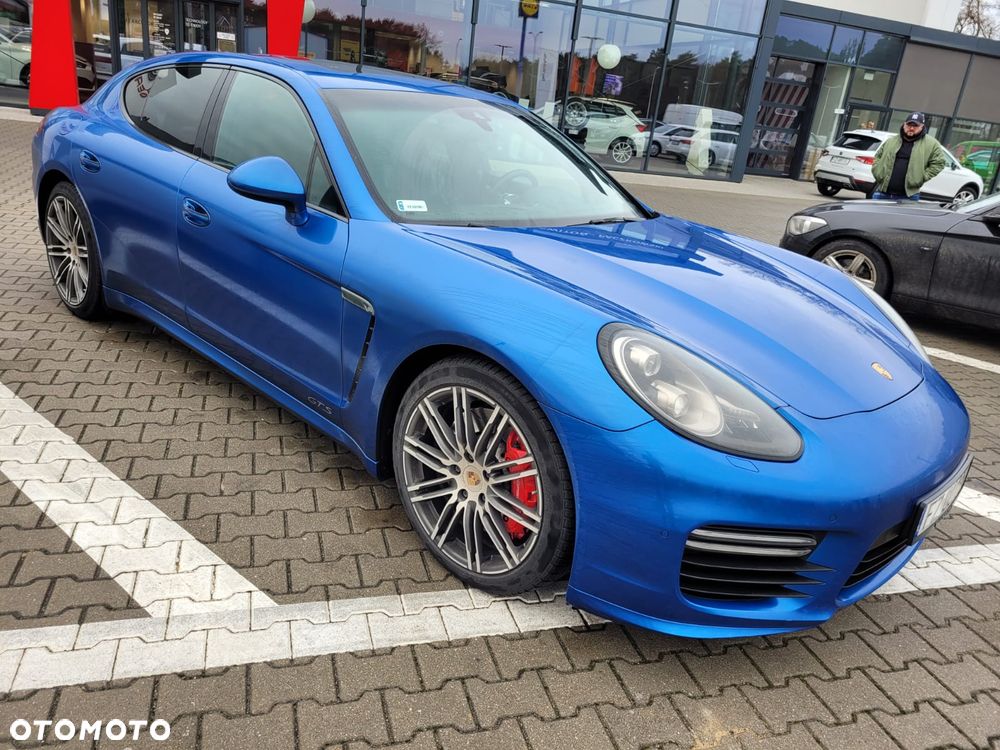Porsche Panamera - 1