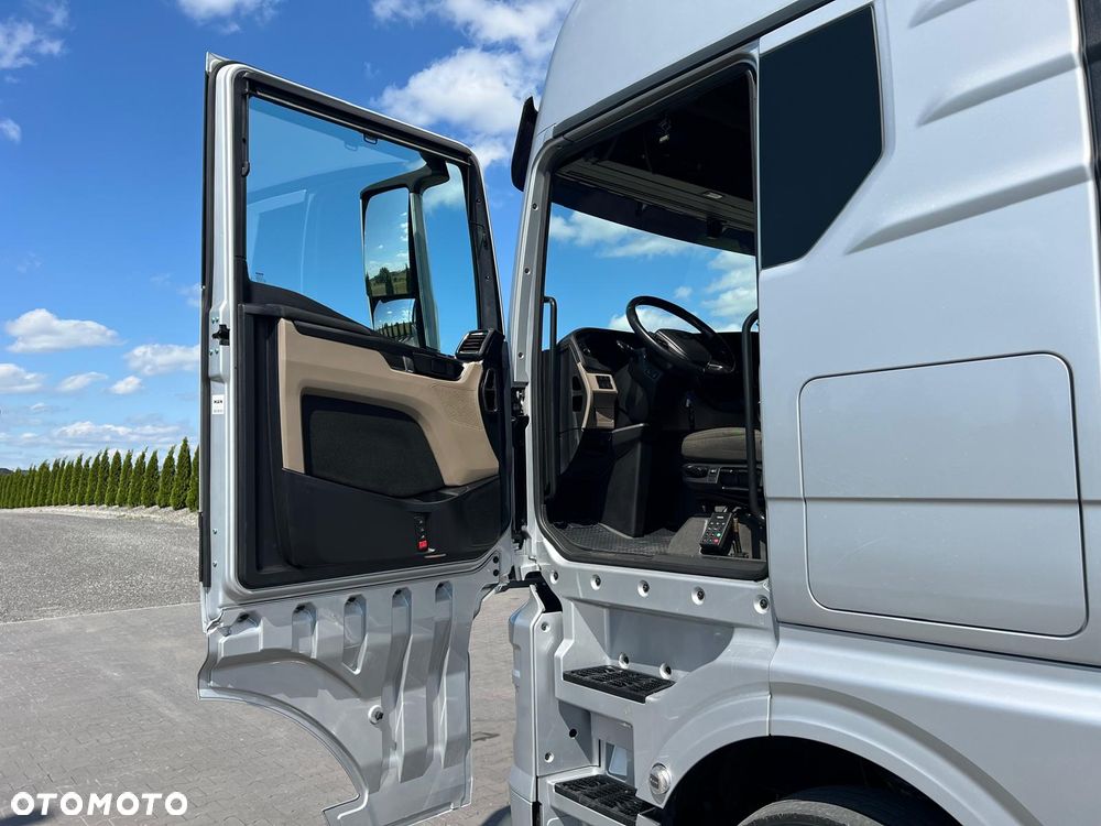 MAN TGX 18.510 / 2023 / INDIVIDUAL / SUPER STAN / RETARDER - 17