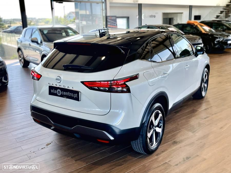 Nissan Qashqai 1.3 DIG-T N-Connecta LED - 2
