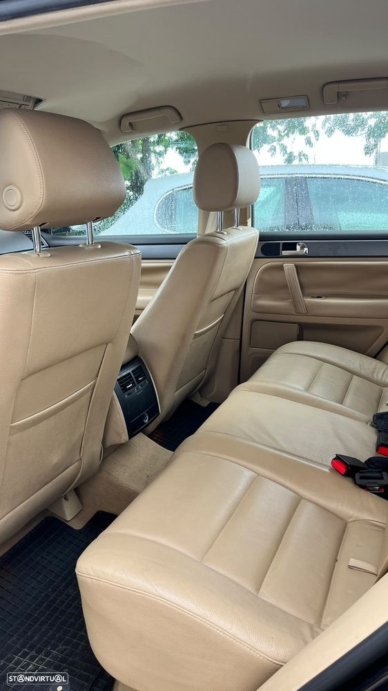 VW Touareg 3.0 TDI V6 - 15