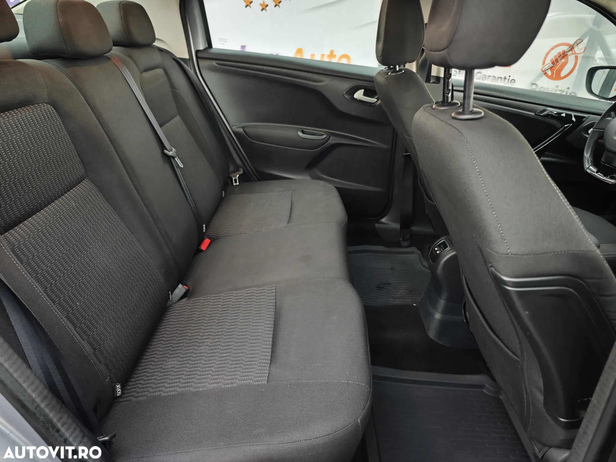 Peugeot 301 1.5 BlueHDI FAP Allure - 18