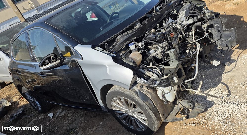 Peugeot 208 gasolina para peças - 2
