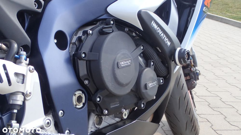 Suzuki GSX-R - 15