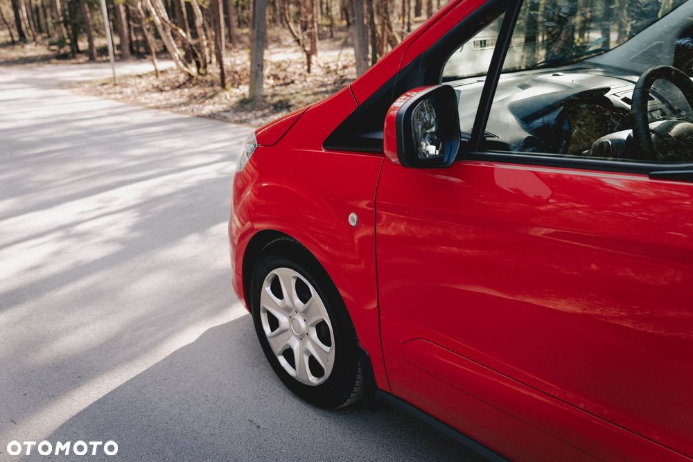 Ford Tourneo Courier 1.5 TDCi Trend - 9