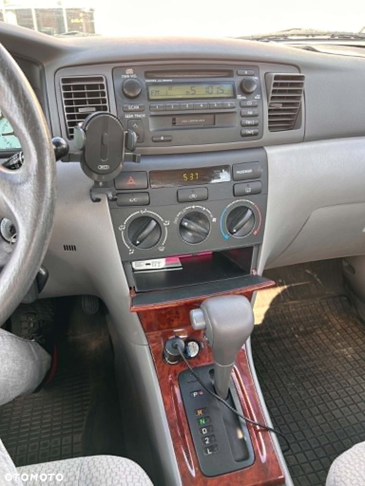Toyota Corolla - 3