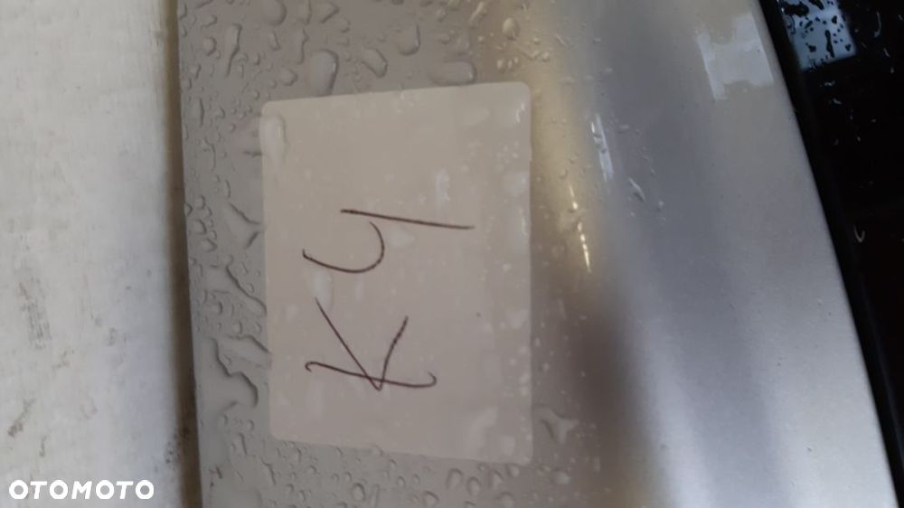 # KLAPA TYŁ TYLNA BAGAŻNIKA DO KIA CARENS 3 III SREBRNA S3 - 4