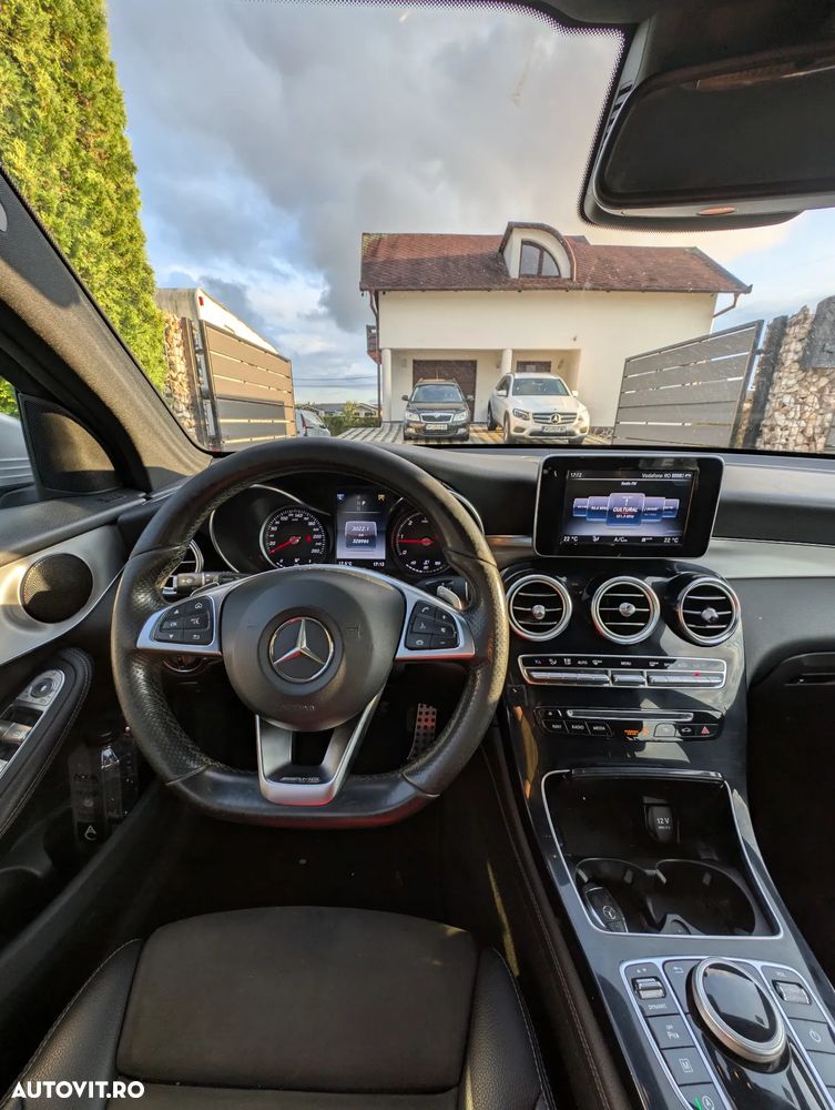 Mercedes-Benz GLC 250 d 4Matic 9G-TRONIC AMG Line - 13