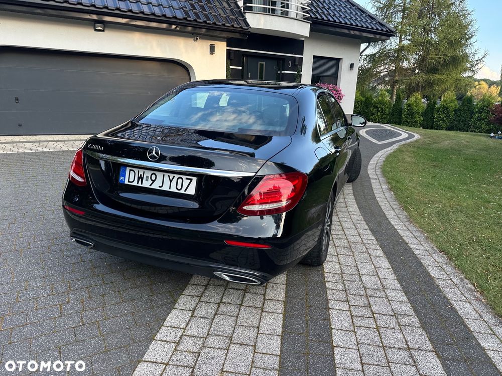 Mercedes-Benz Klasa E 200 d 9G-TRONIC - 15