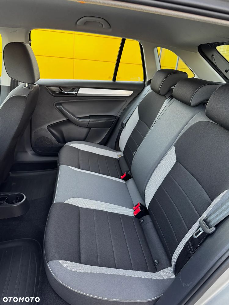 Skoda RAPID 1.0 TSI Ambition - 3