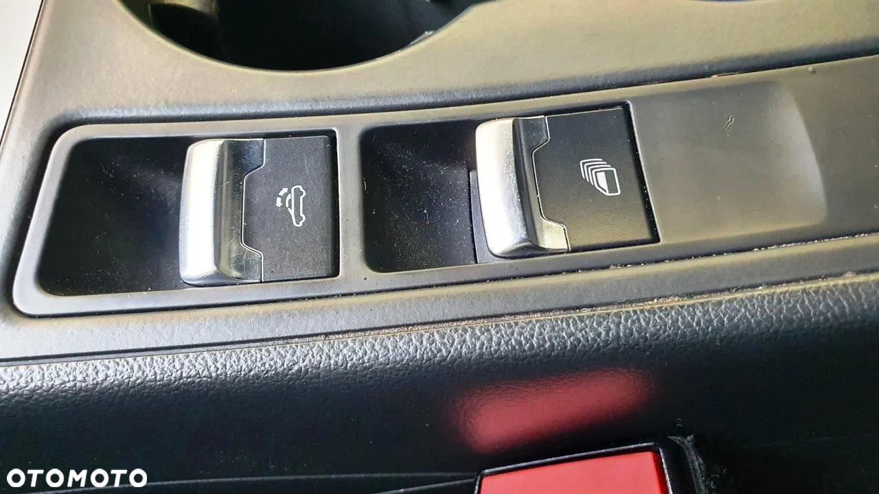Audi A5 Cabrio 2.0 TDI DPF - 25